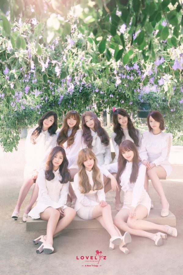 Lovelyz révèle ce qu'ils aimeraient apprendre de TWICE et SEVENTEEN