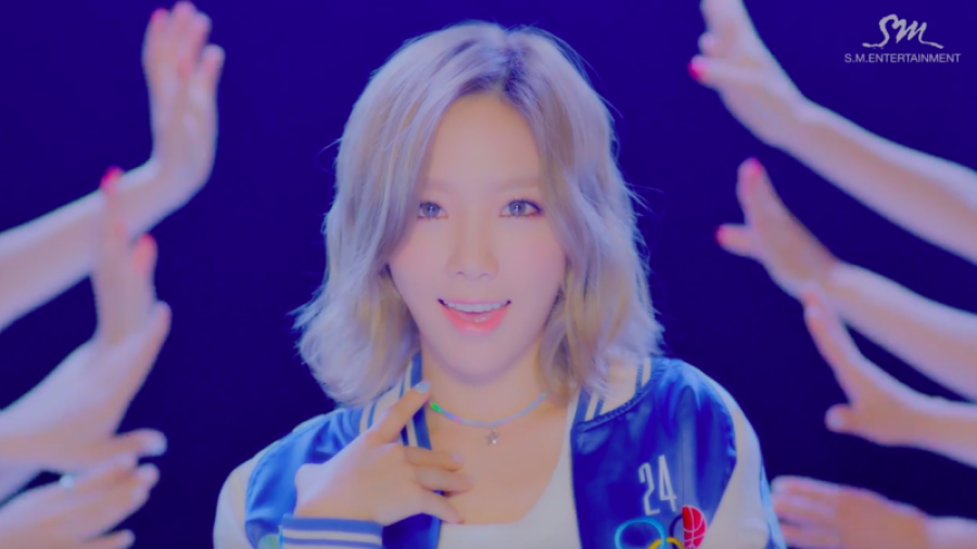 Taeyeon lance une version amusante et sexy du 