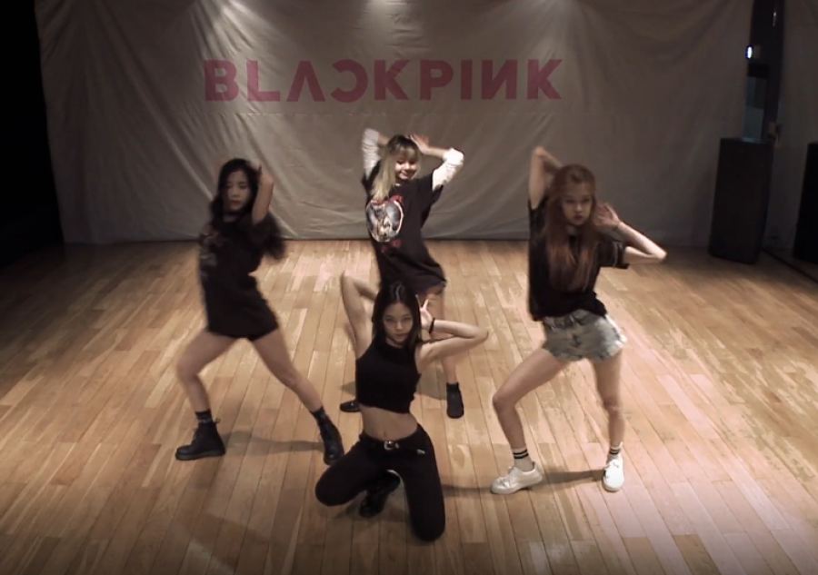 Blackpink Révèle Une Vidéo De Pratique De Danse Pour Boombayah 