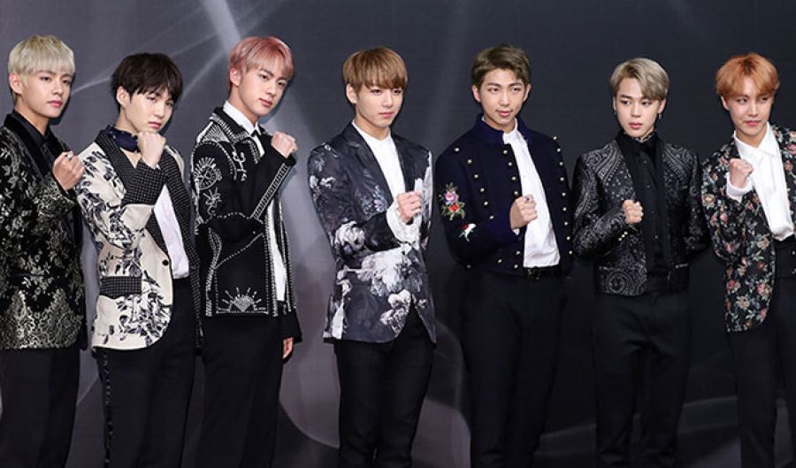 BTS bat les records K-Pop dans la classification et la vente d'albums sur la liste US Billboard 200