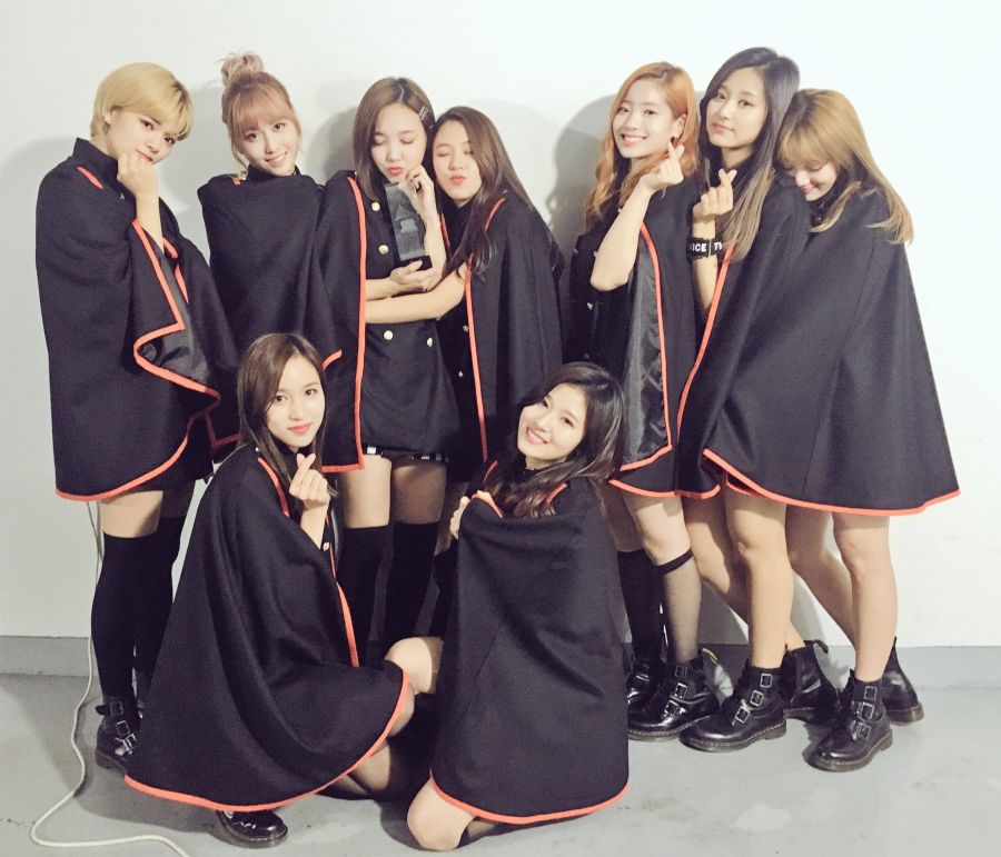 TWICE remporte la meilleure chanson de l'année aux 