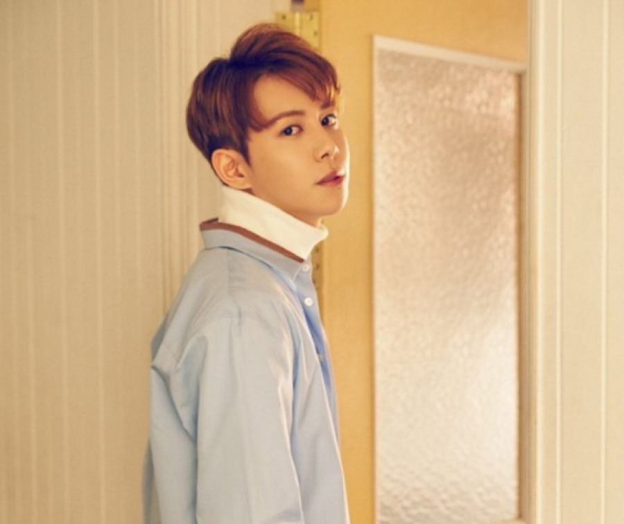 Park Kyung du Bloc B annonce son retour seul avec un message cryptique