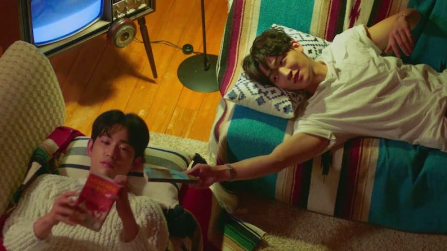 JB et Jinyoung de GOT7 font leur retour tant attendu en tant que JJ Project avec un clip pour 