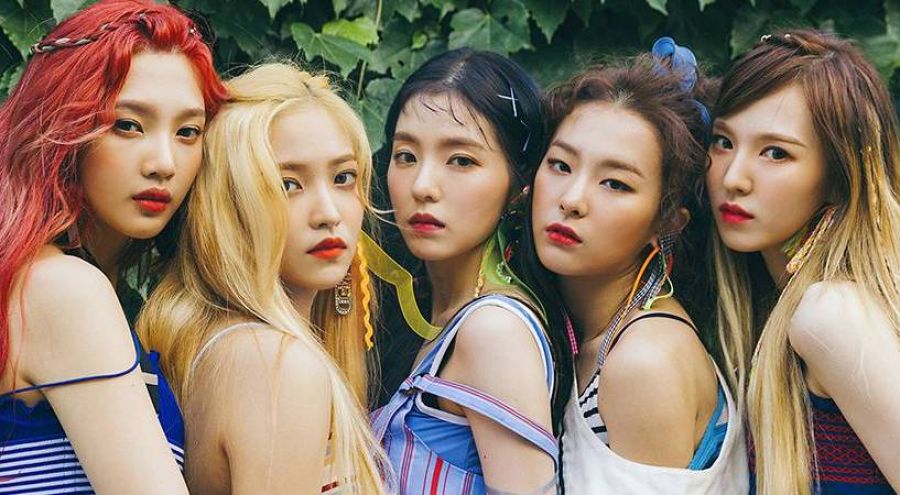 Red Velvet établit un nouveau record pour les groupes féminins K-Pop sur la liste internationale des albums de Billboard