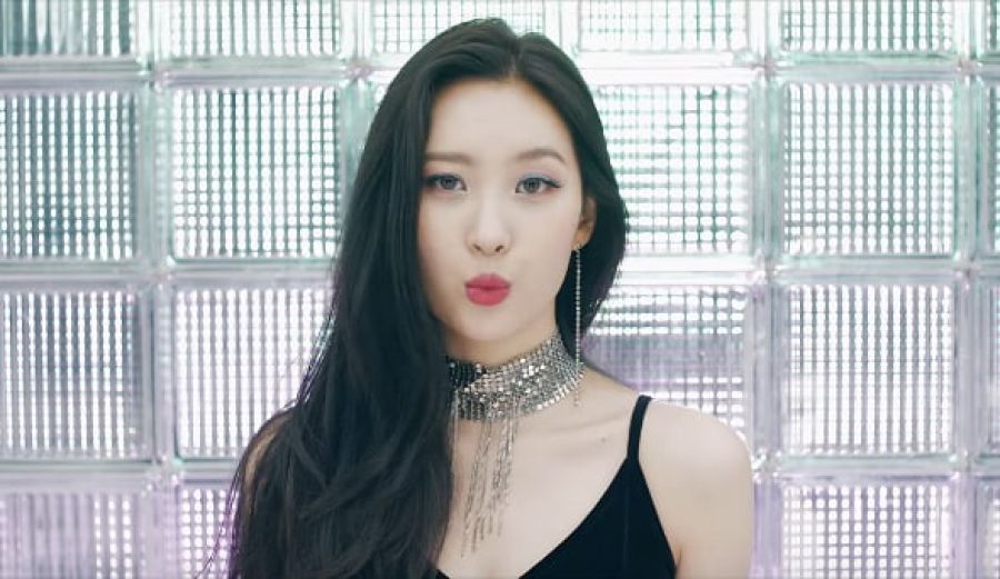 Sunmi est maladroit mais captivant dans le MV intrigant de 