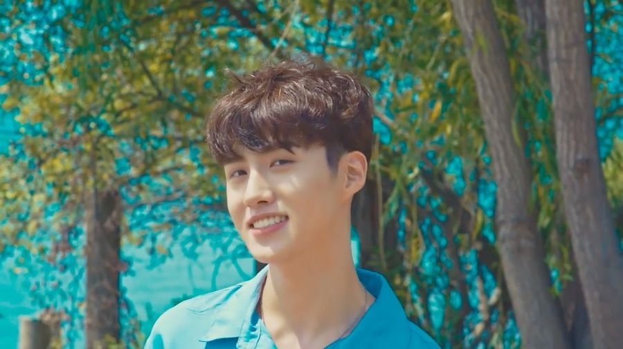 Yeo One de PENTAGON chante pour les fans dans le MV de la chanson composée par lui-même, 