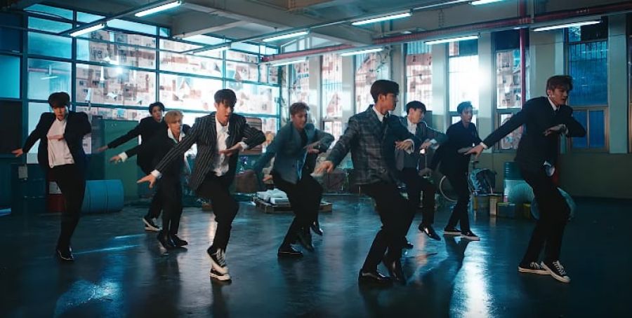 PENTAGON revient avec le MV 