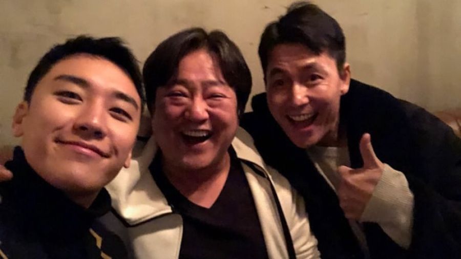 Kwak Do Won et Jung Woo Sung s'amusent au concert et à la soirée BIGBANG