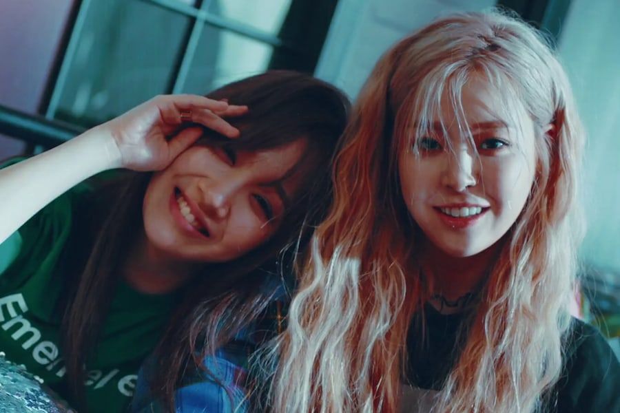 Euna Kim et Jeon Min Ju de The Ark ont ​​fait leurs débuts en tant que duo KHAN avec la vidéo de 