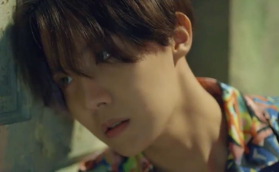 BTS dévoile une nouvelle vidéo teaser fascinante pour 