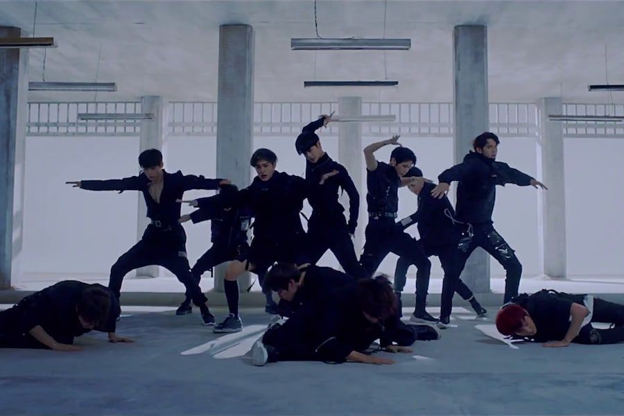 Wanna One est transformé en son nouveau clip vidéo 