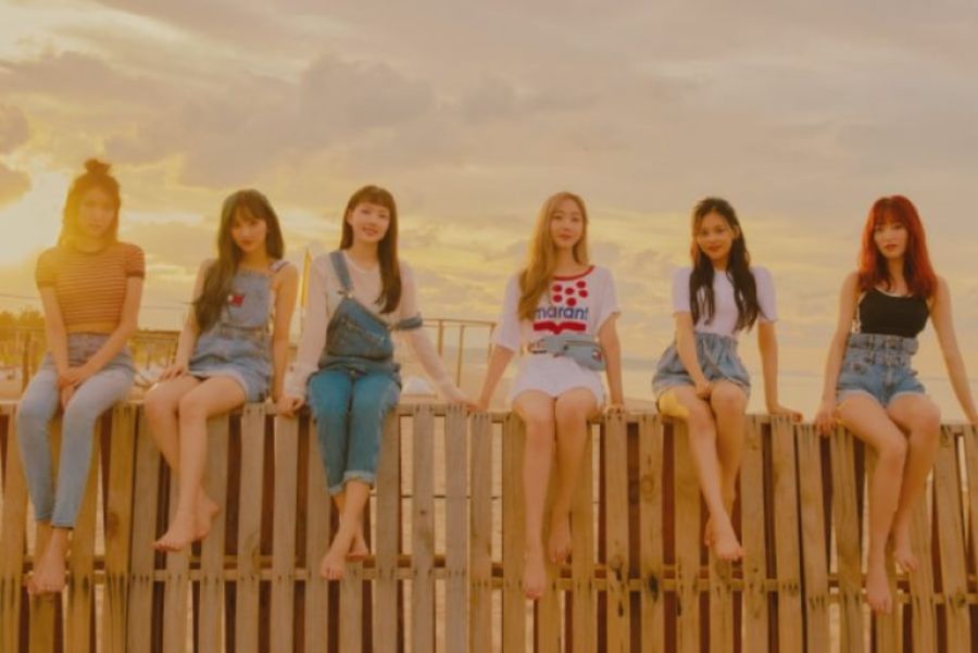 GFRIEND parle de leur amitié et loue les forces des autres membres du groupe