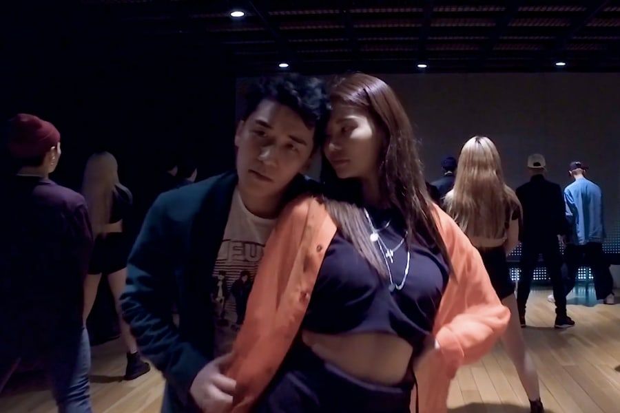 Seungri de BIGBANG et Anda ludique dans la vidéo de pratique de danse de 