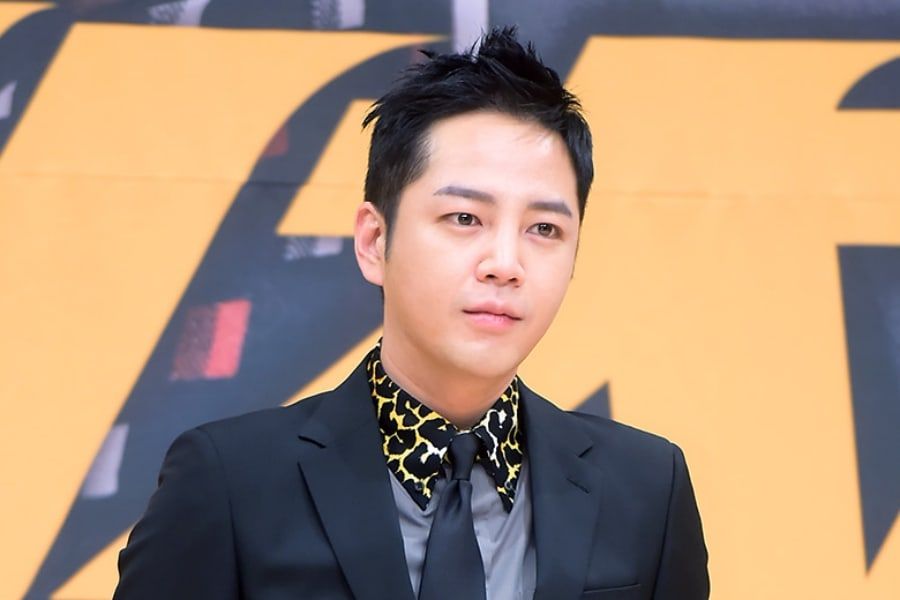 L'agence de Jang Geun Suk va prendre des mesures fermes contre les fans qui le suivent pendant son service militaire