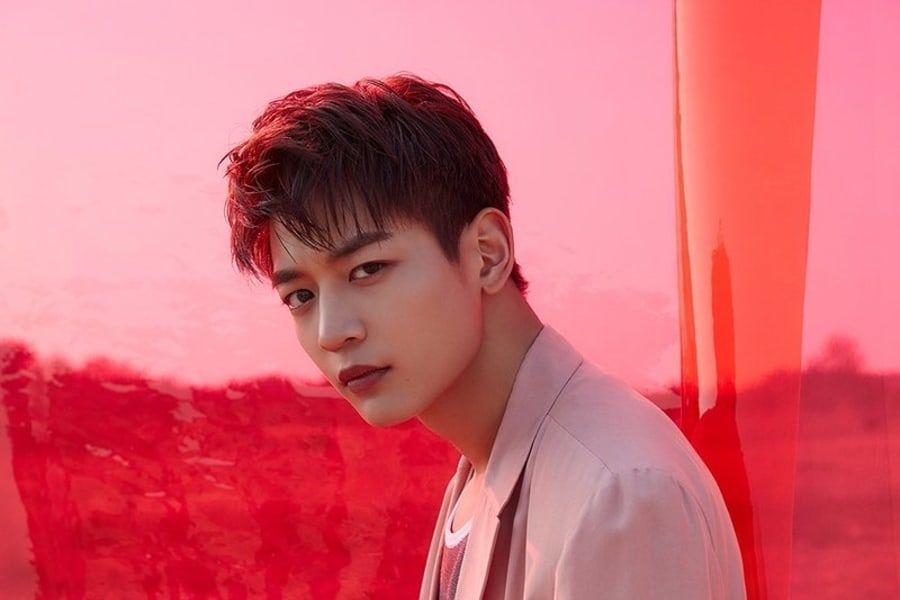 Minho de SHINee se lance en solo dans sa tournée de fans asiatiques