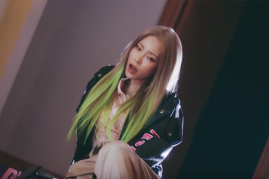 Heize chante avec confiance 