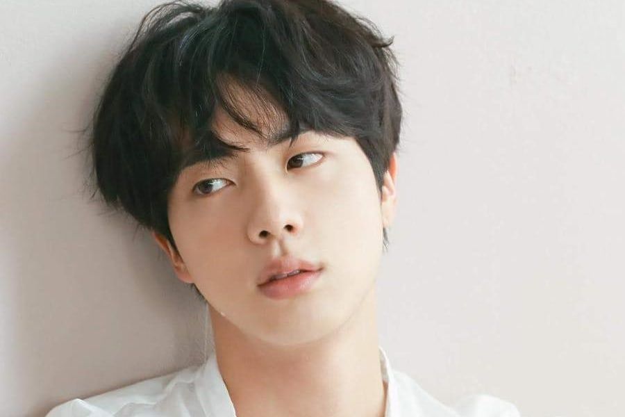 Jin de BTS parle de Big Hit Entertainment donnant du temps de repos aux membres du groupe