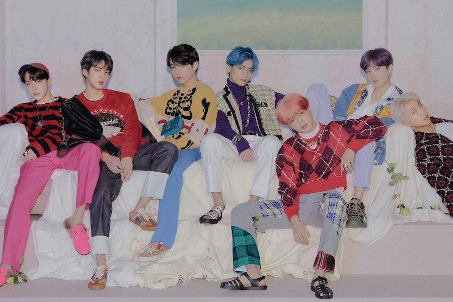 BTS double son précédent record en anticipant les commandes de stock pour 