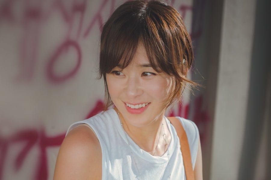 Choi Kang Hee signe avec la nouvelle agence créée par son directeur de longue date