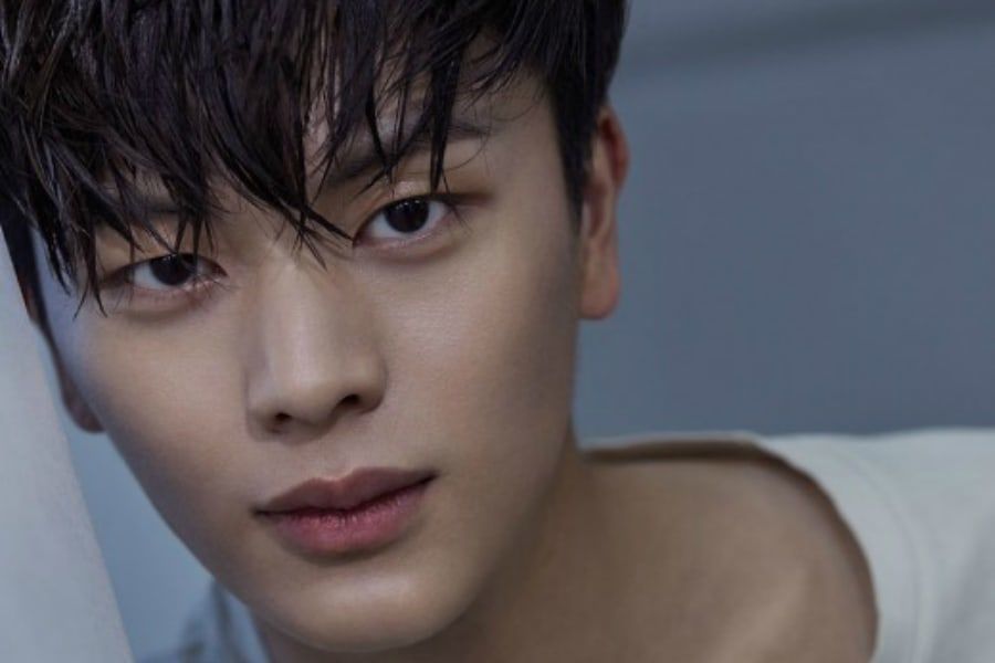 Yook Sungjae de BTOB en discussion pour jouer dans le nouveau drame de JTBC basé sur une webtoon réussie