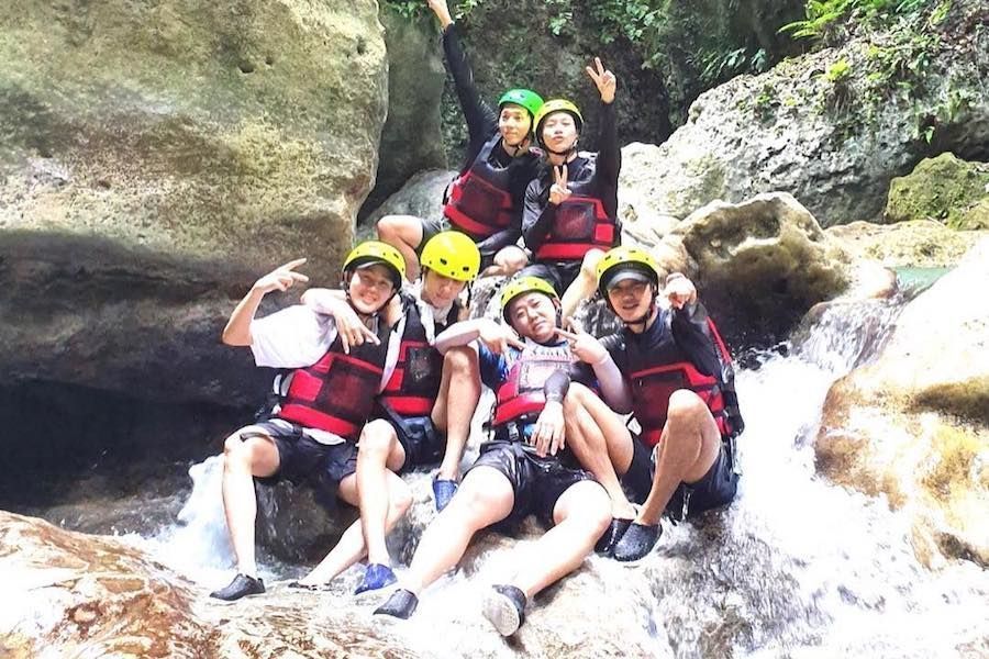 Ha Sung Woon, Ravi, Taemin, Kai, Timothée et d'autres passent des vacances explosives à Cebu