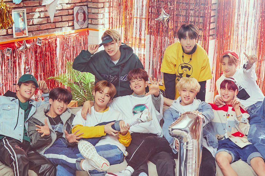 Il est rapporté que Stray Kids fera un retour pour Juin + Réponses de JYP Entertainment