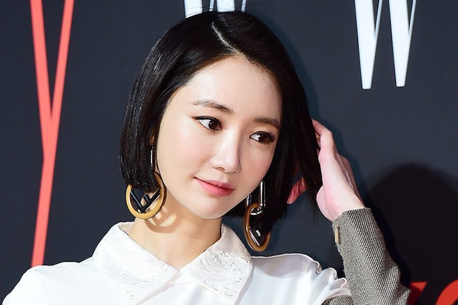 Go Jun Hee va signer avec C-JeS Entertainment après l'échec des négociations avec une autre agence