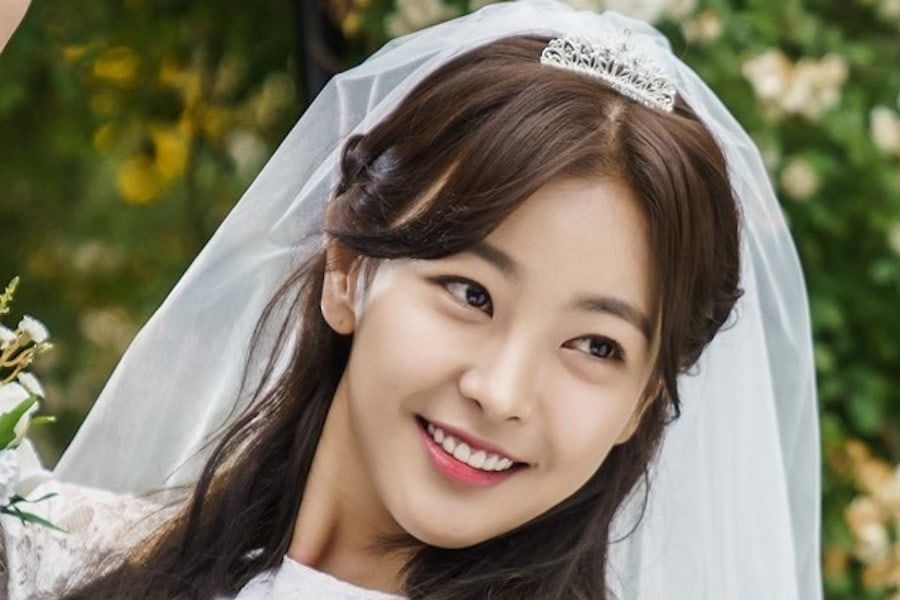 Go Won Hee a l'air génial dans les photos de la séance de mariage pour 