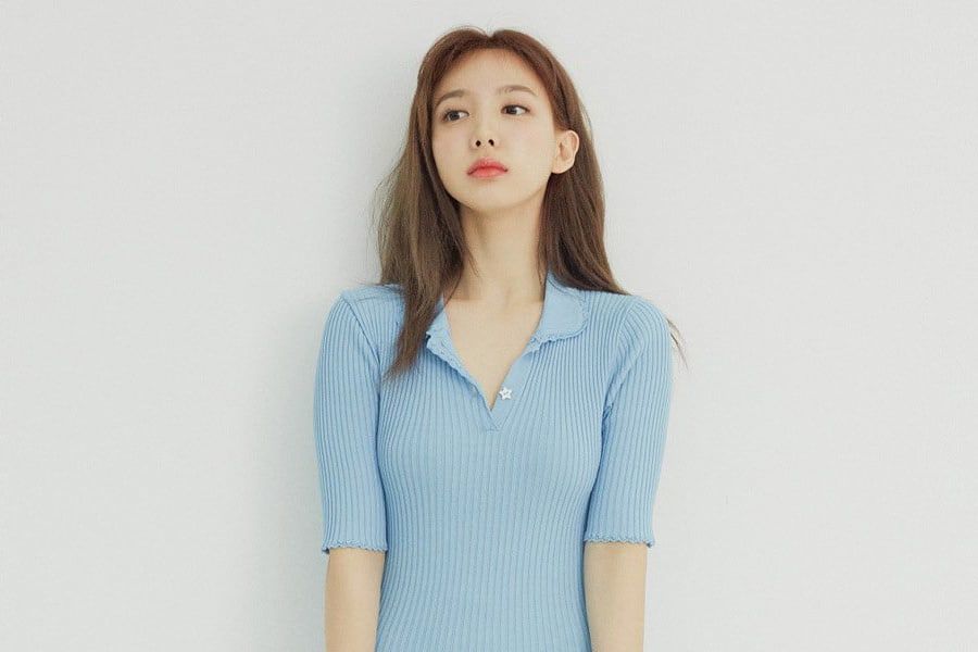 Nayeon de TWICE parle de son adolescence, de sa confiance en soi et plus encore