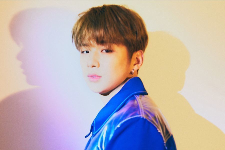 Kang Daniel publie un nouveau Twitter officiel avant ses débuts en solo