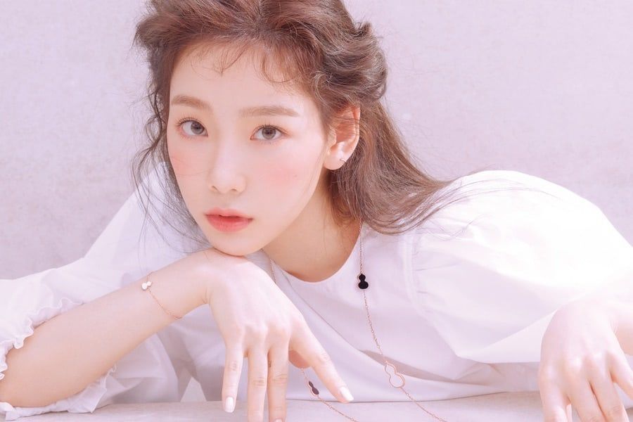 Taeyeon de la génération des filles se joint au club de la Croix-Rouge coréenne pour ses généreux dons