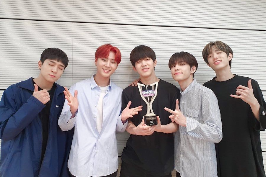 DAY6 remporte sa première victoire dans le programme musical avec 