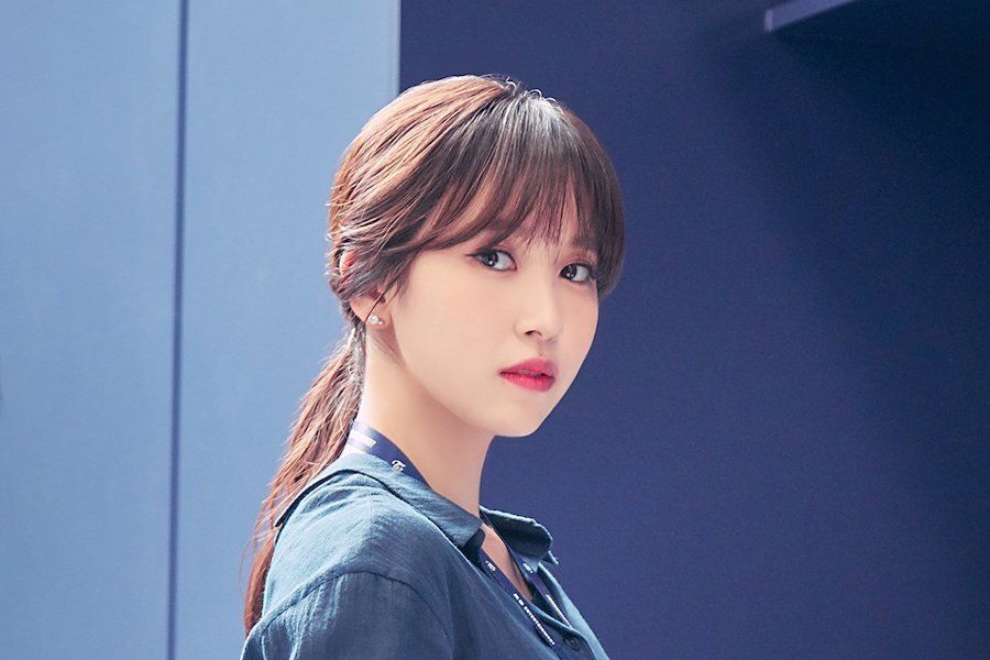 JYP Entertainment poursuivi pour des commentaires malveillants sur la santé de TWICE Mina