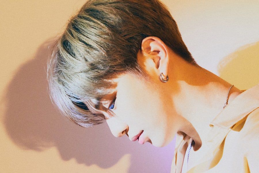 Kang Daniel prend les premières places sur les listes iTunes dans le monde entier avec son premier album solo