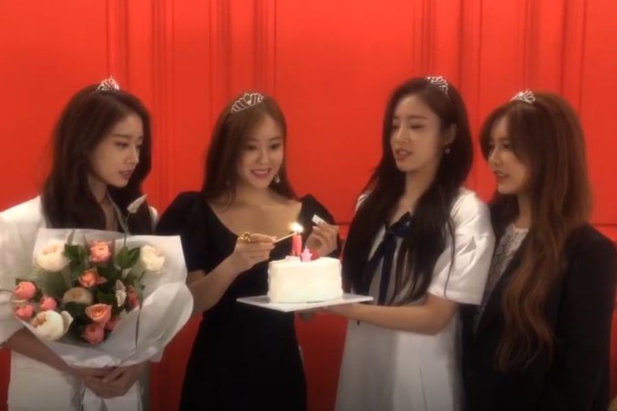 T-ara se joint pour célébrer son 10e anniversaire depuis ses débuts