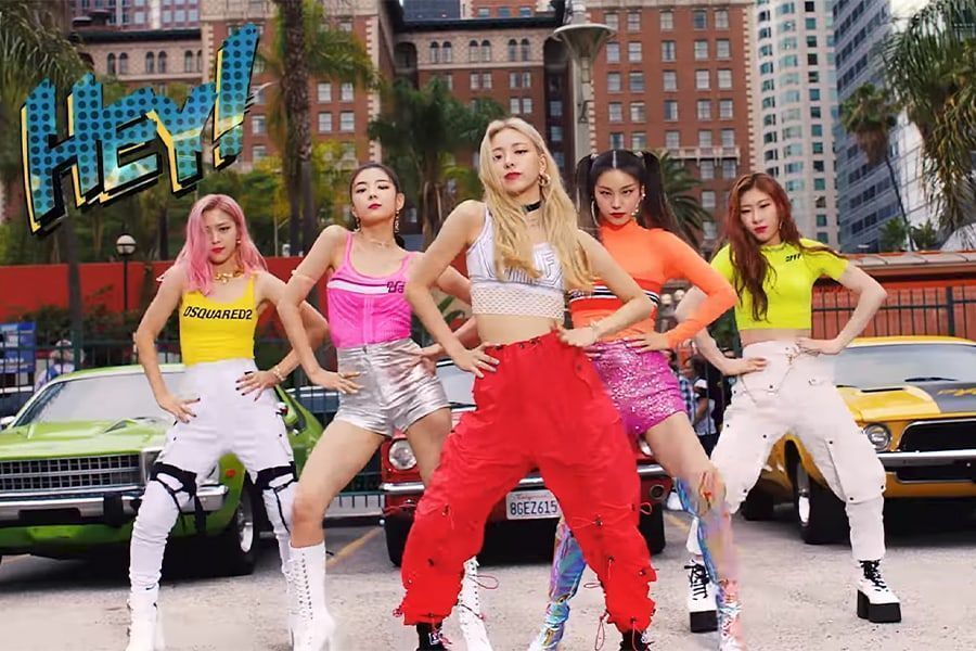 8 looks cool ITZY de votre vidéo musicale «ICY»