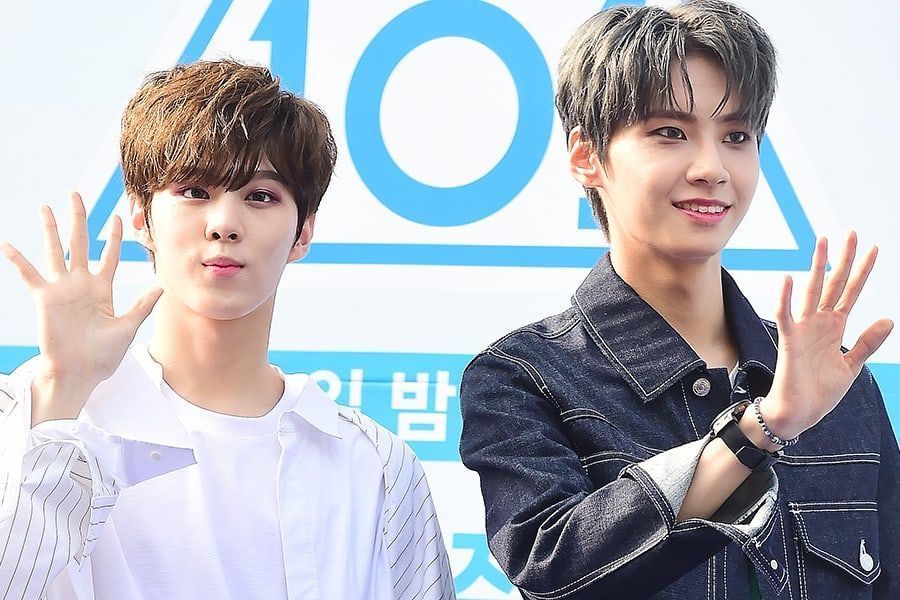 Kim Woo Seok de X1 envoie un message vidéo sincère à Lee Jin Hyuk, membre de UP10TION, lors de sa réunion avec les fans