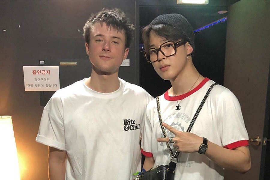 Le BTS Jimin assiste au concert d'Alec Benjamin à Séoul après un échange de messages sur Twitter