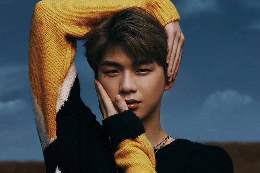 Kang Daniel parle d'agir seul, d'articles de mode préférés, de réseaux sociaux, etc.