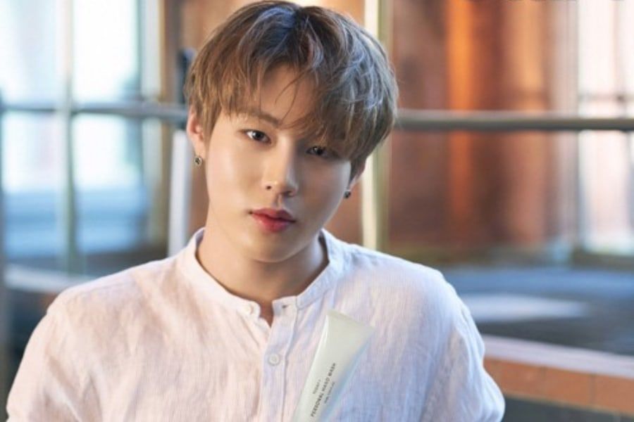 Ha Sung Woon parle de son premier concert solo et remercie Jimin du BTS et Ong Seung Wu de leur présence