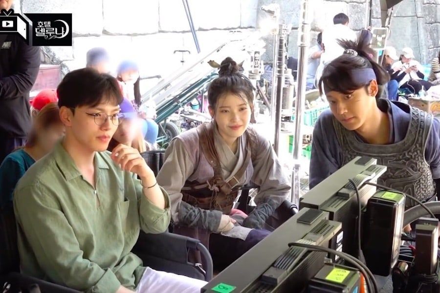 Yeo Jin Goo visite le tournage de «l'Hôtel Del Luna» lorsque IU et plus, filment des scènes historiques