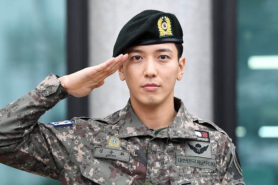 Jung Yong Hwa du CNBLUE libéré de l'armée; Il promet de montrer un côté plus mature de lui-même à l'avenir