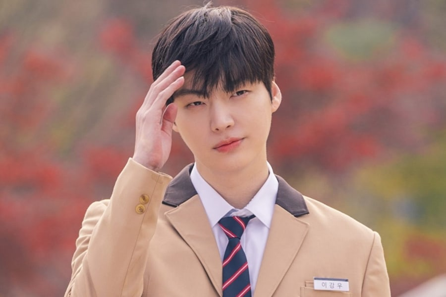 Ahn Jae Hyun est amoureux de sa propre beauté dans l'aperçu de 