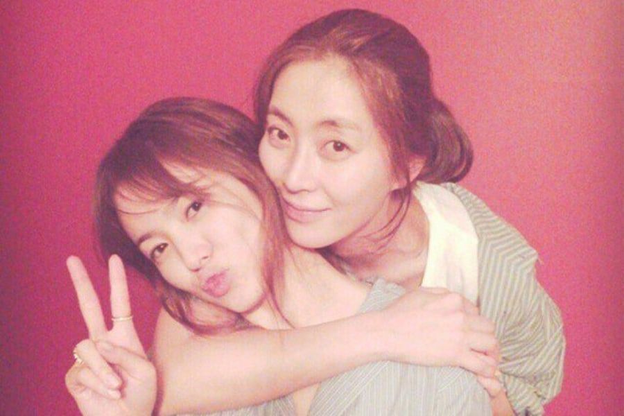 Song Hye Kyo surprend son amie proche, Song Yoon Ah, avec un doux cadeau