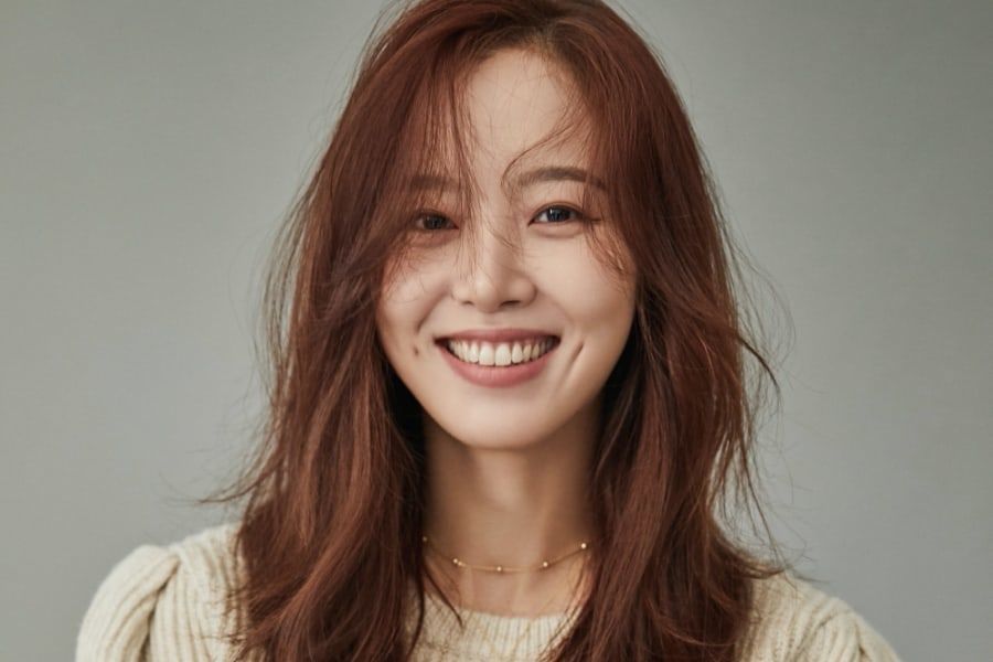 Kang Han Na choisit un personnage unique qu'elle aimerait jouer + partage son amour pour la lecture et Shakespeare