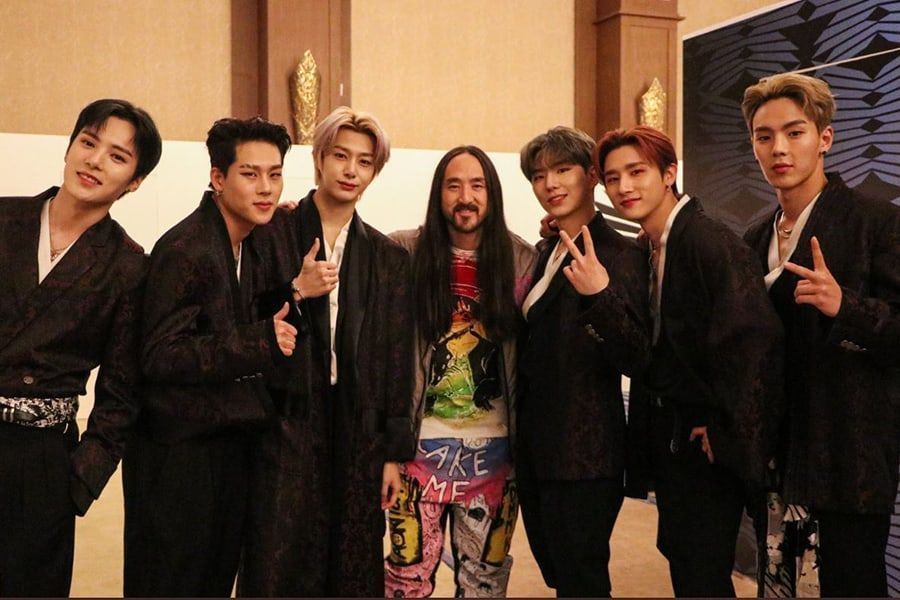 MONSTA X et Steve Aoki se rencontrent pour une action collaborative