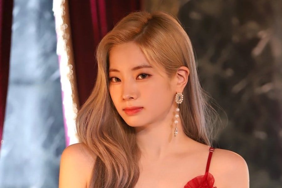 JYP Entertainment révèle une déclaration sur la récente exposition d'informations personnelles de TWICE sur Dahyun