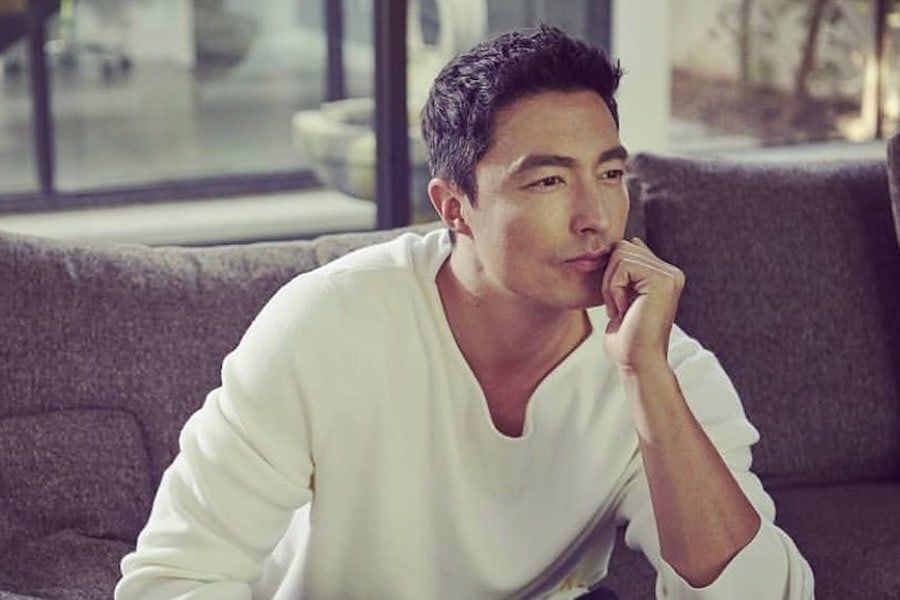 Daniel Henney met en garde contre les imposteurs qui utilisent son nom pour escroquer les gens