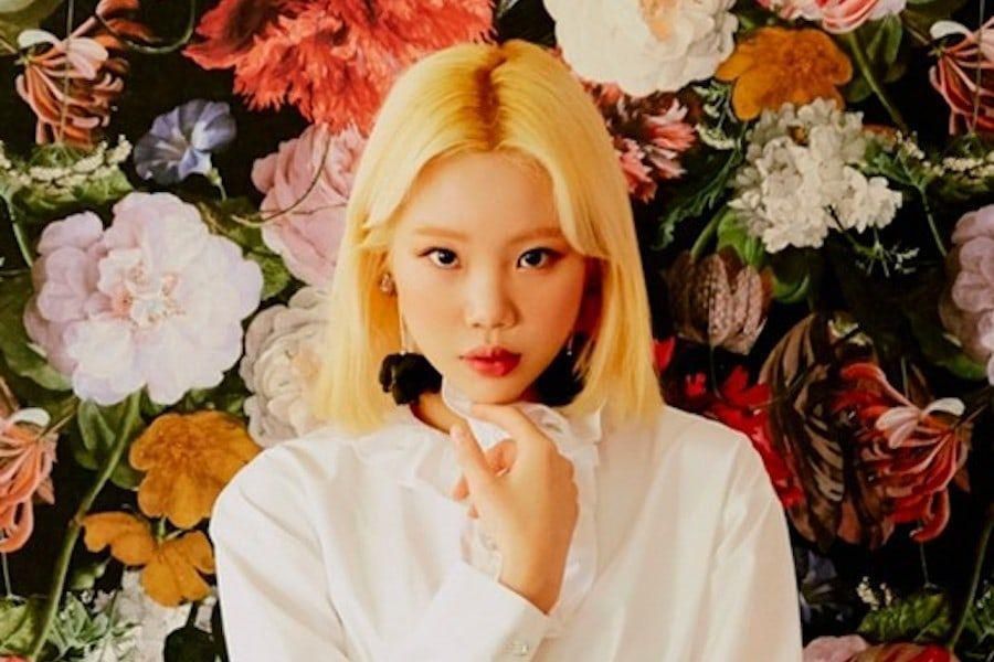 JooE de MOMOLAND parle de son modèle, de son type idéal et de son approche de la musique