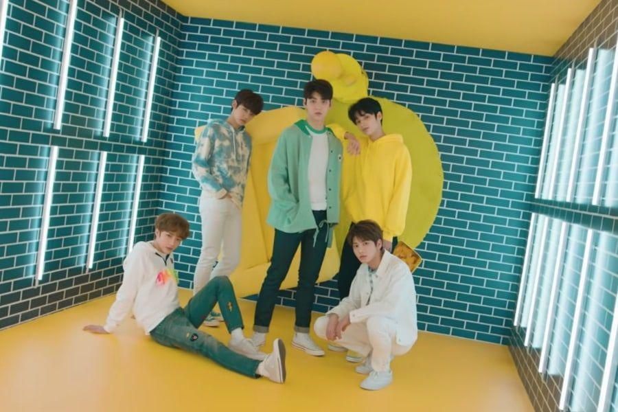 «CROWN» de TXT devient le début MV d'un groupe de garçons plus rapide pour dépasser 100 millions de vues